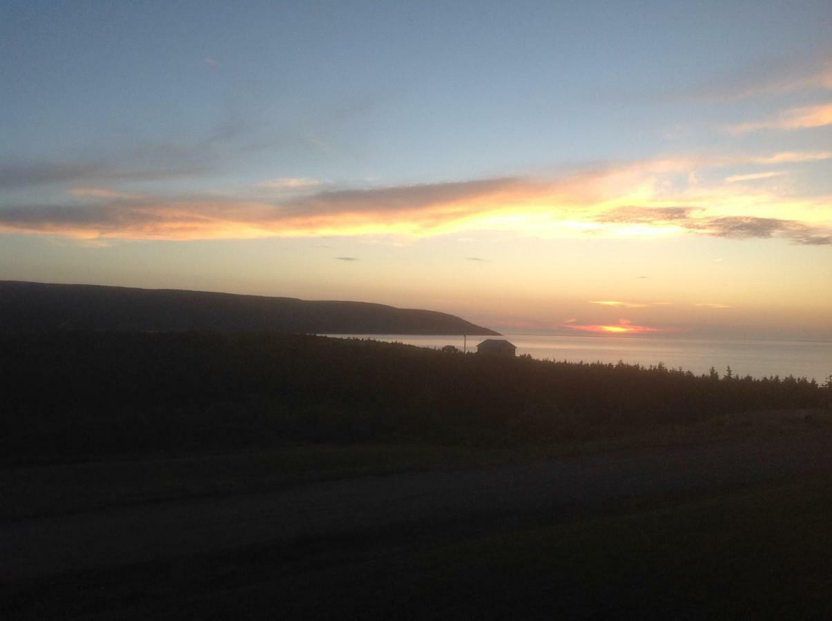 Burton'S Sunset Oasis Motel Bay Saint Lawrence Eksteriør bilde